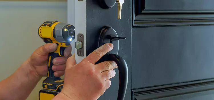 Locksmith Emergency Service Taylors