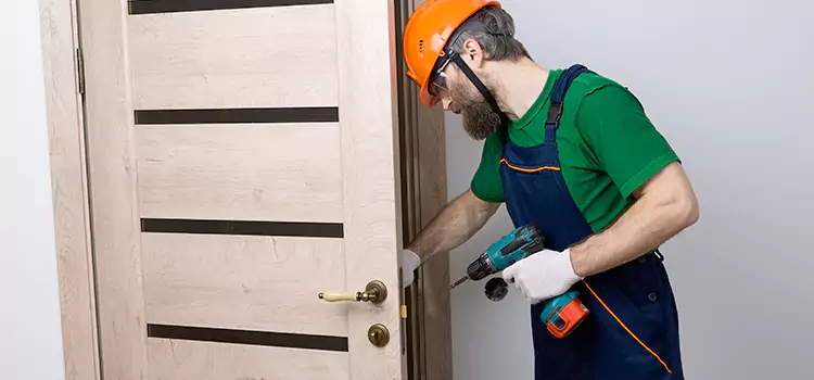 Replace Internal Door Handle with Lock Taylors